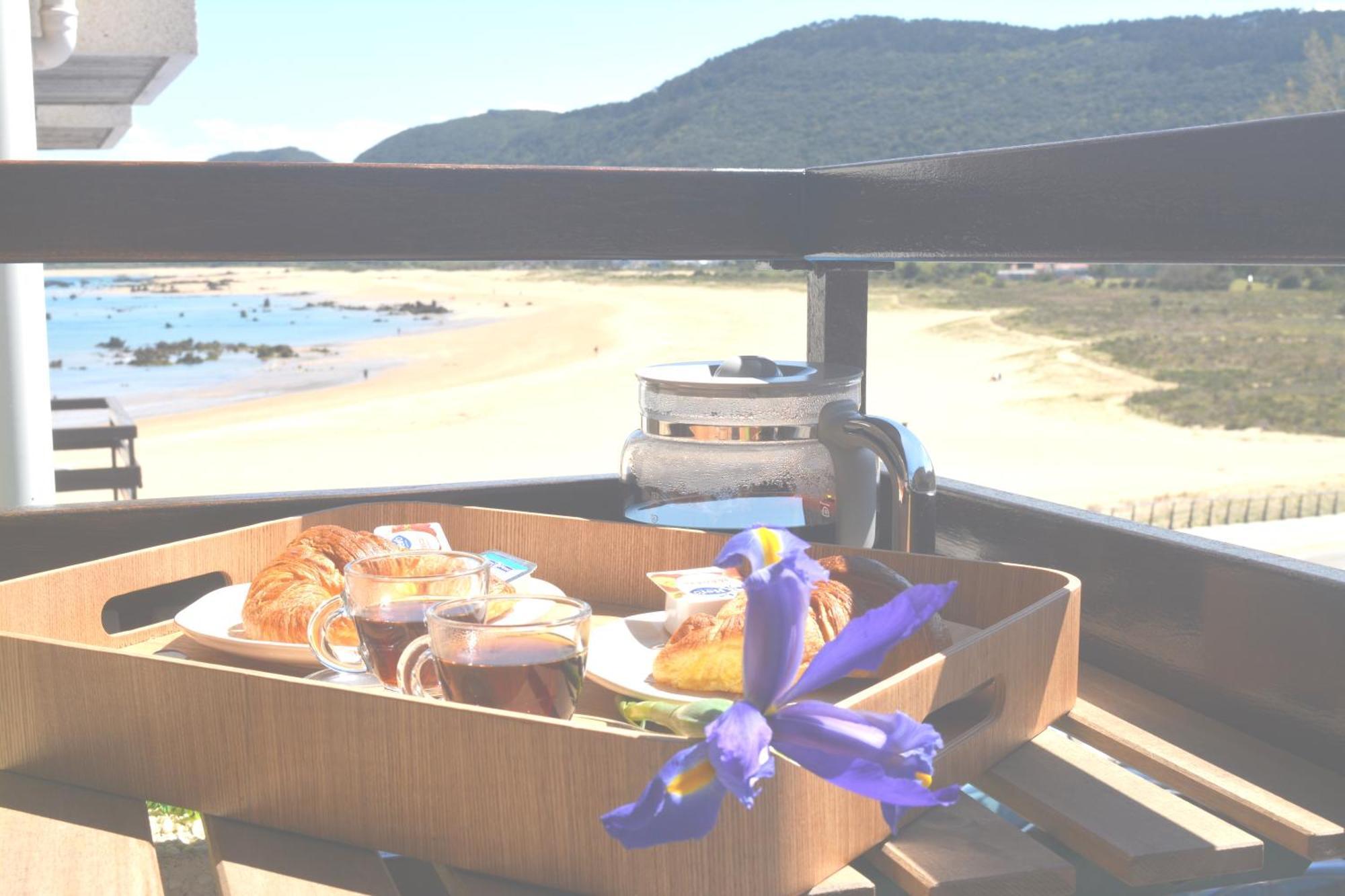 Apartamentos Noja Playa Εξωτερικό φωτογραφία